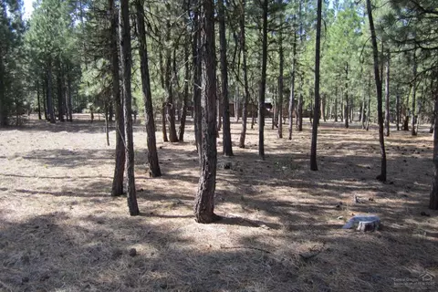 14168 Whitewater Loop, La Pine, OR 97739 photo 3