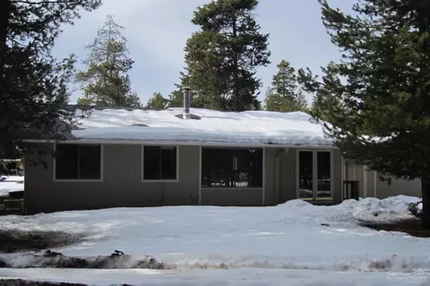 52129 Stearns Rd, La Pine, OR 97739 photo 2