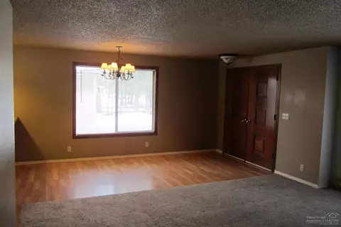 52129 Stearns Rd, La Pine, OR 97739 photo 9