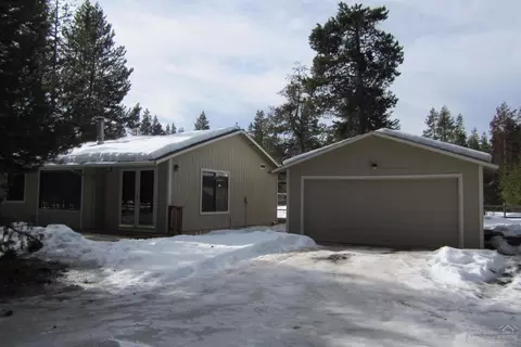 52129 Stearns Rd, La Pine, OR 97739 photo 1