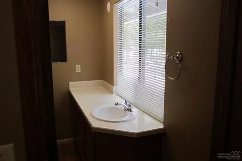 52129 Stearns Rd, La Pine, OR 97739 photo 17