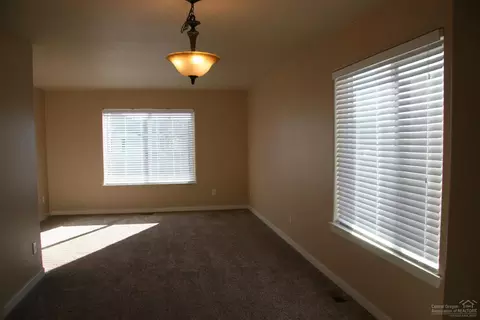20520 NE Lysander Pl, Bend, OR 97701 photo 7