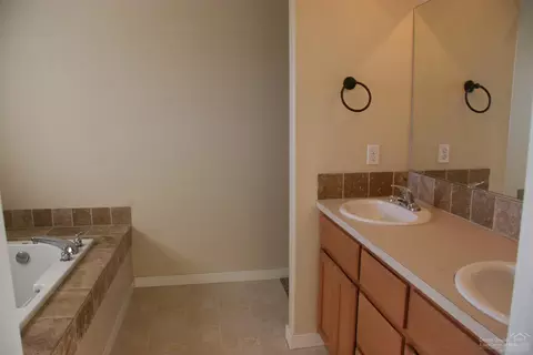 20520 NE Lysander Pl, Bend, OR 97701 photo 15