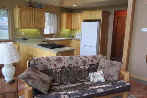140902 Red Cone Dr, Crescent Lake, OR 97733 photo 14