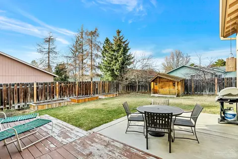 1760 NE Mark Ct, Bend, OR 97701 photo 22