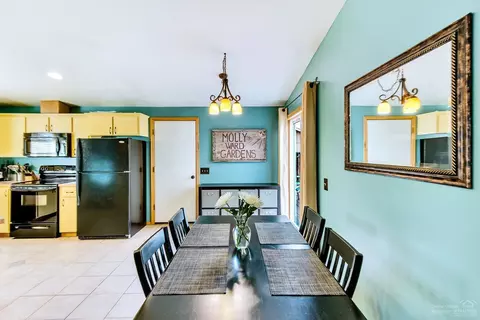 1760 NE Mark Ct, Bend, OR 97701 photo 8
