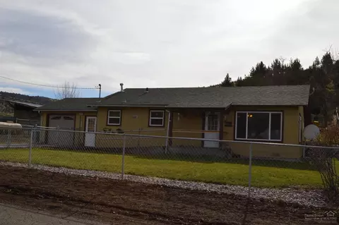 320 SE High St, Mitchell, OR 97750 photo 23