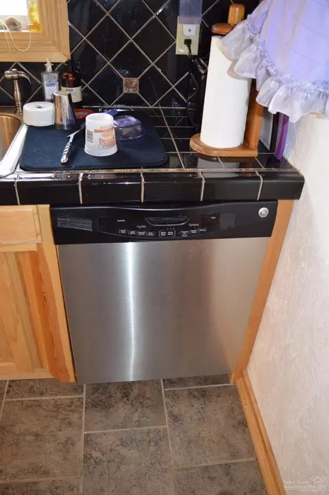 320 SE High St, Mitchell, OR 97750 photo 15