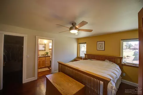 2883 NE Marea Dr, Bend, OR 97701 photo 6
