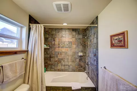 2883 NE Marea Dr, Bend, OR 97701 photo 8