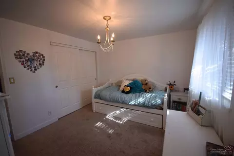 20979 Spinnaker St, Bend, OR 97701 photo 14