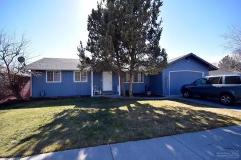 20979 Spinnaker St, Bend, OR 97701 photo 1