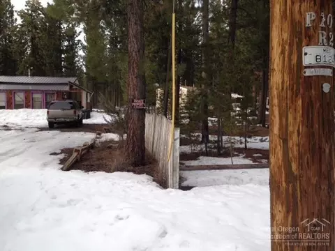 15382 Bear St, La Pine, OR 97739 photo 3
