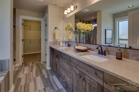 61036 Stari Most Loop, Bend, OR 97702 photo 15
