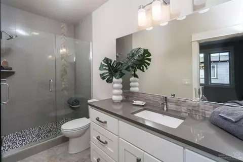 19307 Alianna Loop, Bend, OR 97702 photo 14