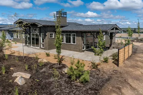 19307 Alianna Loop, Bend, OR 97702 photo 19