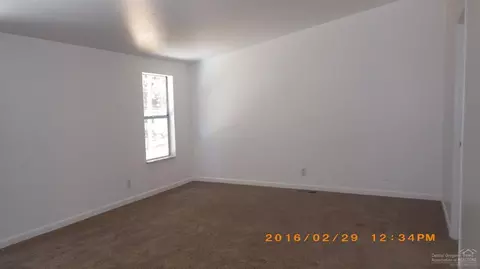 16500 Sprague Loop, La Pine, OR 97739 photo 7