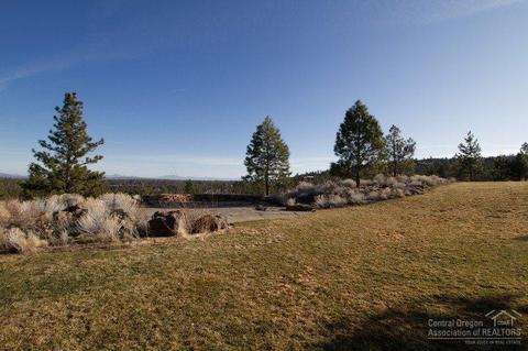 3359 NW Arrowleaf Ct, Bend, OR 97701 photo 11