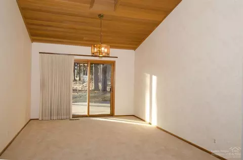 20903 Knott Rd, Bend, OR 97702 photo 16