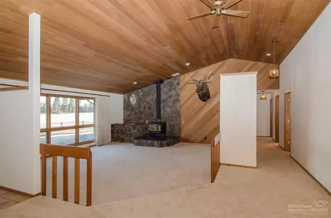 20903 Knott Rd, Bend, OR 97702 photo 7