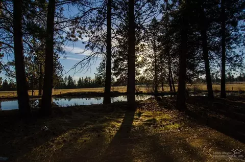 20903 Knott Rd, Bend, OR 97702 photo 3