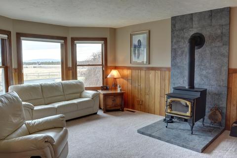 63120 Terry Dr, Bend, OR 97701 photo 8