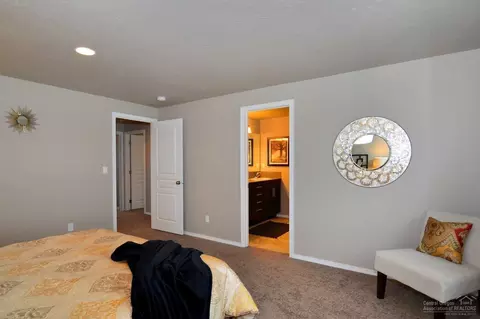 62852 NE Nolan St, Bend, OR 97701 photo 7
