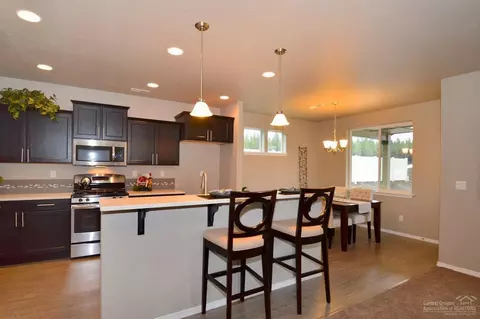 62852 NE Nolan St, Bend, OR 97701 photo 10