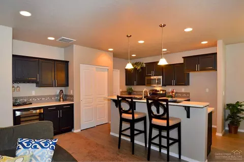 62852 NE Nolan St, Bend, OR 97701 photo 11