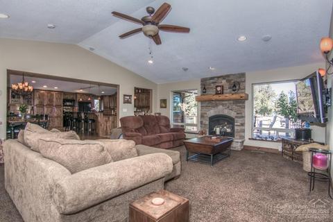21908 Dee Dr, Bend, OR 97701 photo 7