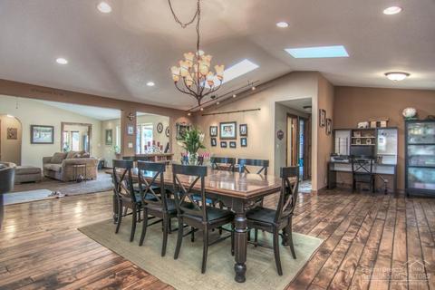 21908 Dee Dr, Bend, OR 97701 photo 6