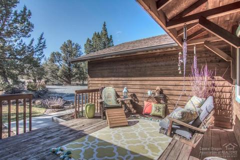 21908 Dee Dr, Bend, OR 97701 photo 2