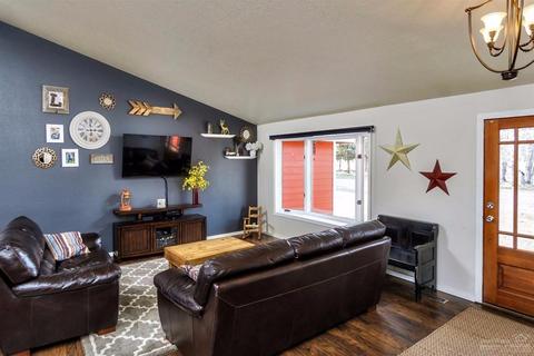 22224 Nelson Rd, Bend, OR 97701 photo 5