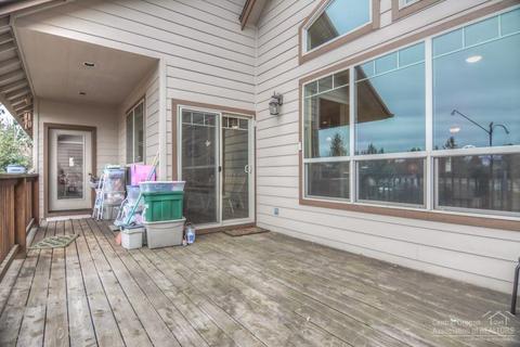 20758 Crestview Ct, Bend, OR 97701 photo 12
