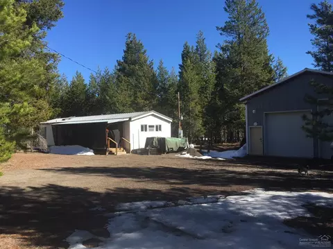 52684 Center Dr, La Pine, OR 97739 photo 2