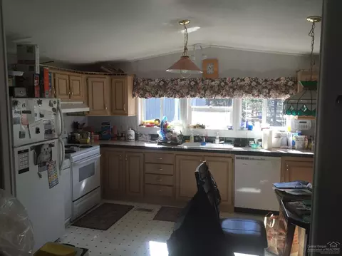 52684 Center Dr, La Pine, OR 97739 photo 7