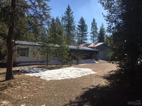52684 Center Dr, La Pine, OR 97739 photo 1