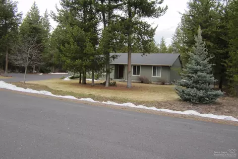 16166 North Dr, La Pine, OR 97739 photo 2
