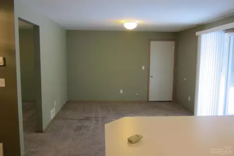 16166 North Dr, La Pine, OR 97739 photo 6