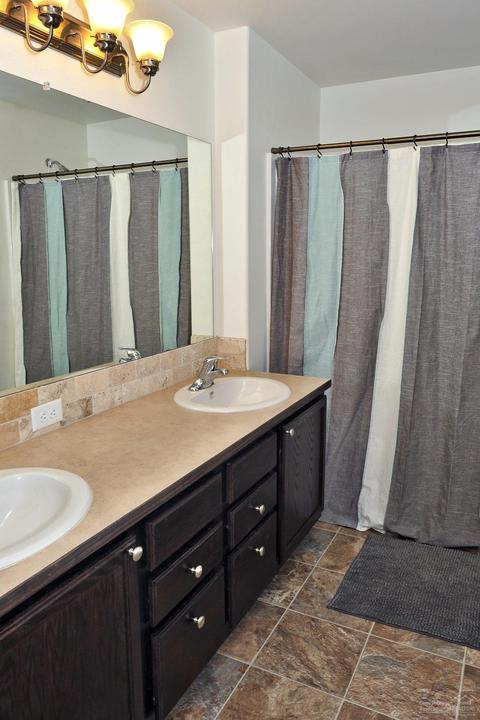 2770 NE Spring Water Pl, Bend, OR 97701 photo 11