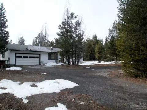 15981 Falcon Ln, La Pine, OR 97739 photo 1