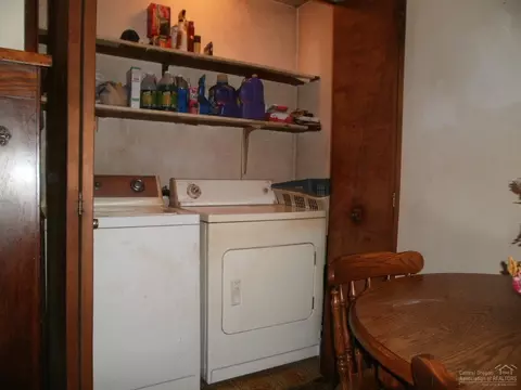 15981 Falcon Ln, La Pine, OR 97739 photo 14