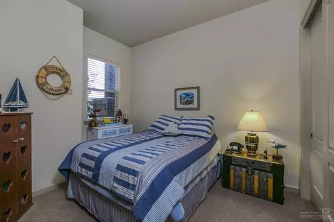 61867 Fall Creek Loop, Bend, OR 97702 photo 16