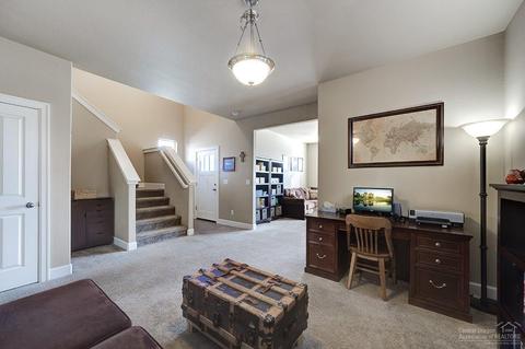 63159 Boyd Acres Rd, Bend, OR 97701 photo 5
