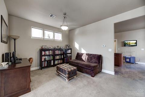63159 Boyd Acres Rd, Bend, OR 97701 photo 6