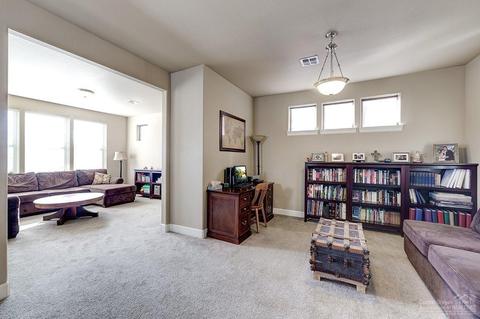 63159 Boyd Acres Rd, Bend, OR 97701 photo 7