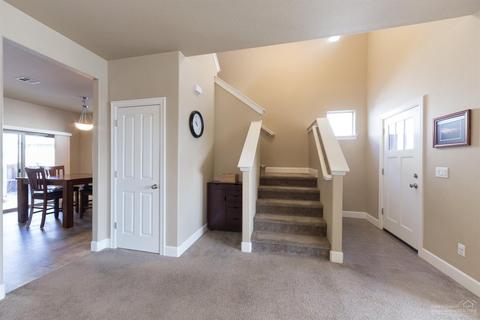 63159 Boyd Acres Rd, Bend, OR 97701 photo 4