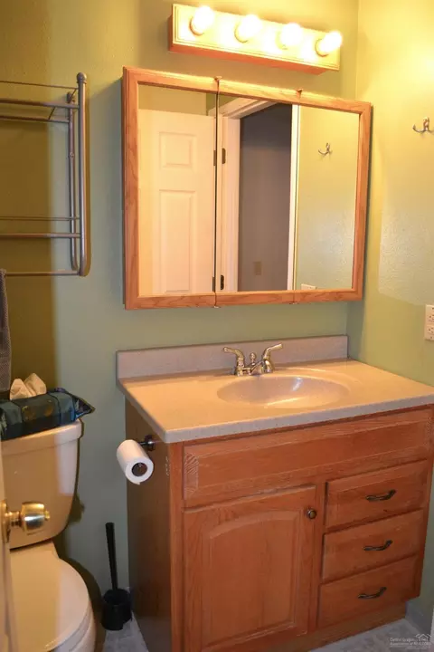 802 SE 6th St, Bend, OR 97702 photo 18