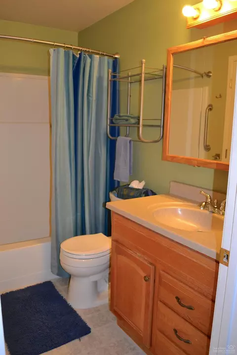 802 SE 6th St, Bend, OR 97702 photo 17