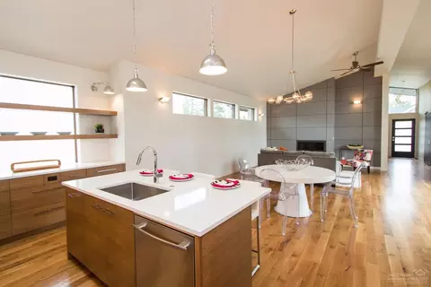 1847 NW Fields St, Bend, OR 97703 photo 7